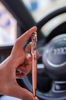 قلم كويتي أنيق بلون برونزي