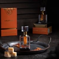 مسك عتيق البتلات