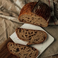 رغيف الساوردو البر (قمح كامل وجاودر)