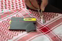 قطعة بمهام متعددة من اوف تيك بشكل البطاقة