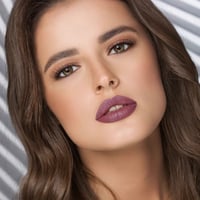 ليف - احمر شفاه كريمي 37