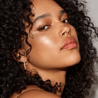 فنتي بيوتي قلوس ملمع ومكبر شفاه بومب آيس كولد هارت...