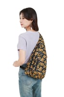 بوش بيزلي - شنطة ظهر نسائية اصفر واسود