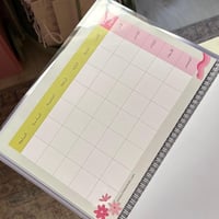 ملف سلك بتصميم مكتبي