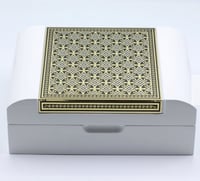 صندوق إهداء فاخر