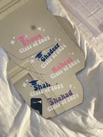 مرايا تخرج الضفدع المحتفل