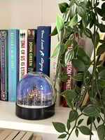 كرة ثلجية ديزني