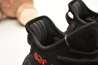 Yeezy Boost 350 V2 'Black Red' Kids اطفال