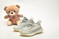 Yeezy Boost 350 V2 Kids اطفال