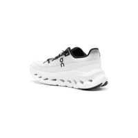 On RunningCloudtilt 'Black Ivory'