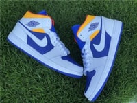 Air Jordan 1 MID "Royal Blue / Laser Orange"
