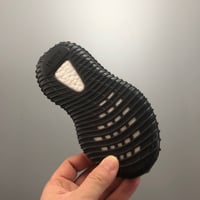 Yeezy Boost 350 V2 'Yecheil' Kids اطفال