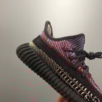 Yeezy Boost 350 V2 'Yecheil' Kids اطفال