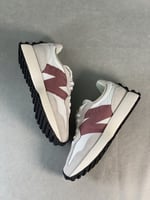 New Balance 327 Maroon