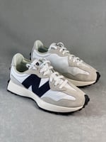 New Balance 327 Sea Salt | نيو بالانس 327 بيج اسود