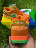 SB DUNK LOW "Grateful Dead - Orange Bear"