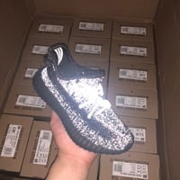 Yeezy Boost 350 V2 'Black' (Reflective) Kids اطفال