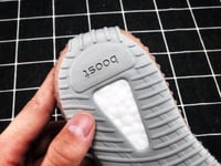 Yeezy Boost 350 V2 'True Form Kids اطفال