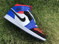 Air Jordan 1 Mid top 3