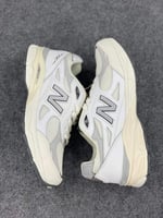 New Balance 990 v3 Retro Casual White
