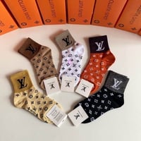 LV socks | طقم جوارب لويس فيتون متوسطة من 5 قطع