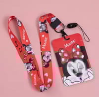 حامل بطاقة تعريف الطالب