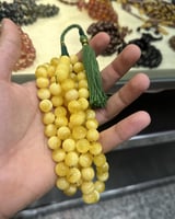 مسباح كهرمان طبيعي منوصف