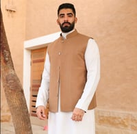 سديري جوخ الحصري