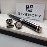 الطقم الملكي جفنشي