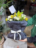 هودي بشكل باقة ورد