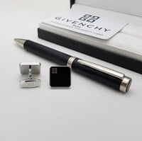 الطقم الملكي جفنشي