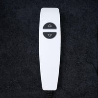 777-كنب إسترخاء كويين مخمل اسود مساعد الوقوف