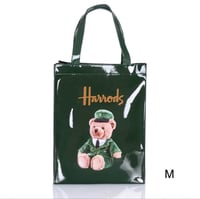 حقيبة هارودز الكلاسيكية: تصميم ضد الماء بنمط أنيق...