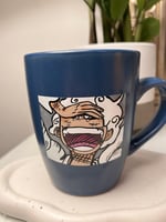 كوب -لوفي- ون بس مرسوم يدوياً