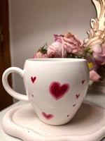 كوب "القلوب" مرسوم يدوياً