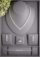 طقم مجوهرات متكامل مع فصوص زركون متراصة