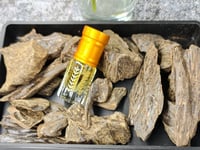 عطر عود زعفران