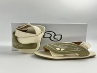 نعال زبيري شرقي اطفال باللون الاخضر والبيج