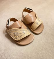 نعال زبيري للاطفال بلونه العسلي