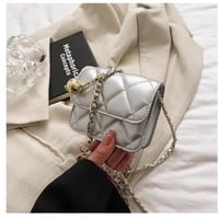 شنطة بناتية مميزة