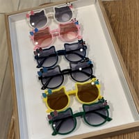 نظارات اطفال بشكل فيونكة وقطة