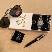 طقم ساعة الشيخ بارقام عربية بنظاره اسود