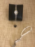 طقم إكسسوار مواليد صغير ابيض