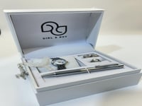 طقم ساعة دائريةفضي