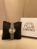 ساعة اطفال فضي