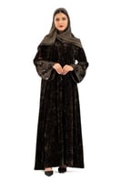 عباية أفنان باللون الزيتي الداكن