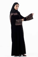 عباية شتوية بتدخيلات قماش الكشميري على اليدين والأ...