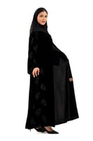 عباية سهى مخمل اسود بنقش ورد خفيف