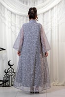 جلابية رمضانية أنيقة باللون فضي مع شك خرز وترتر