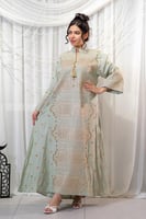 جلابية رمضانية باللون فيروزي مع تطريز من الأمام